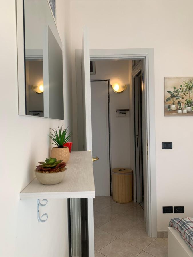 Casa Girasole 1 Apartment Sanremo Luaran gambar