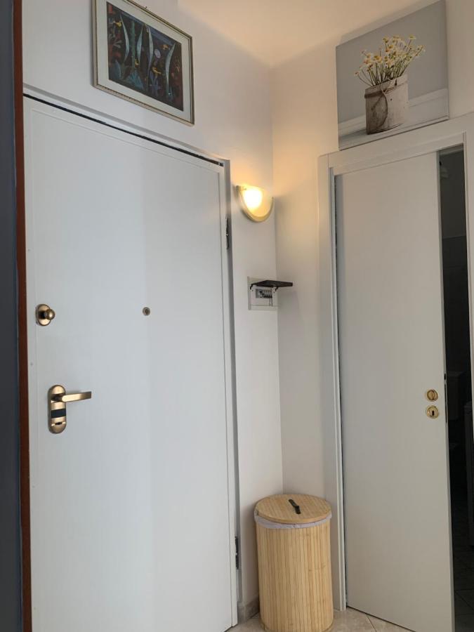 Casa Girasole 1 Apartment Sanremo Luaran gambar