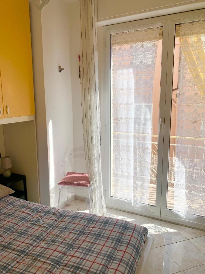 Casa Girasole 1 Apartment Sanremo Luaran gambar