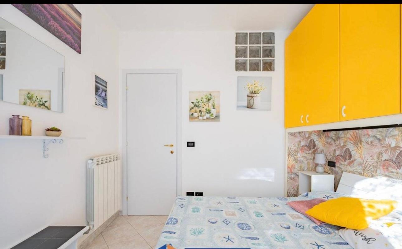 Casa Girasole 1 Apartment Sanremo Luaran gambar